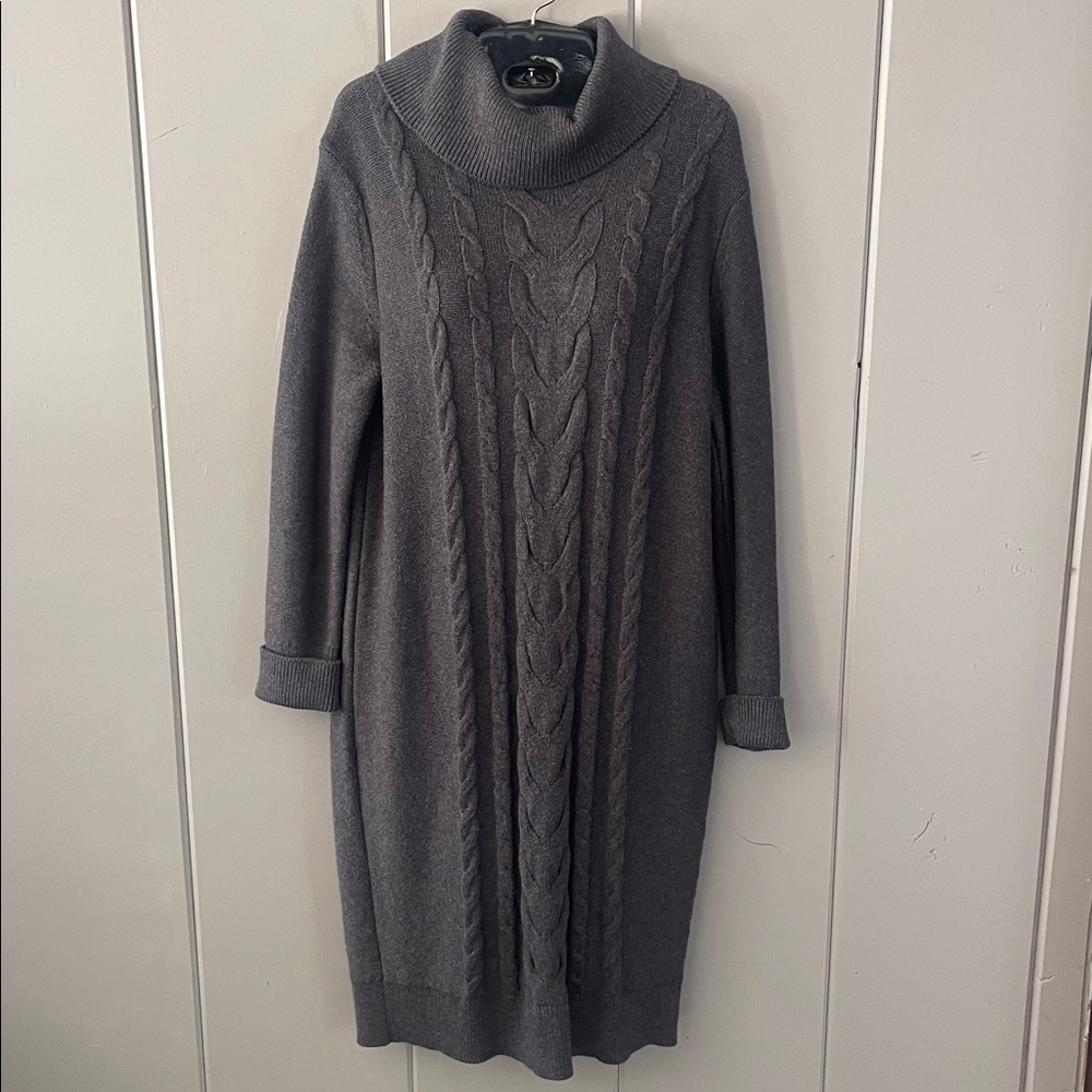 Banana Republic Turtleneck Sweater Dress Gray Minimalist Monochrome Modern Chic